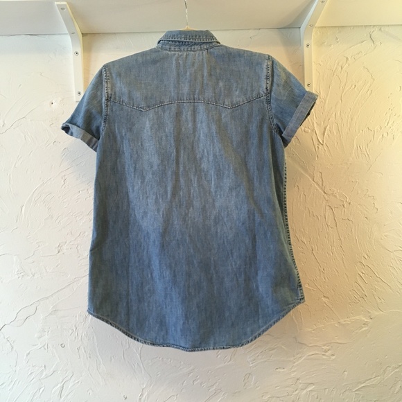 Gap Chambray Denim Button Up - Picture 2 of 6